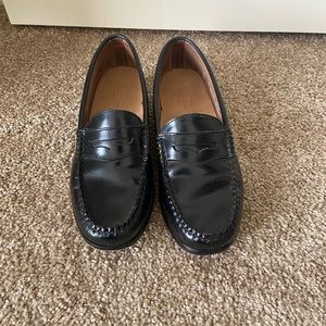 Size 6 black GH Bass loafers.